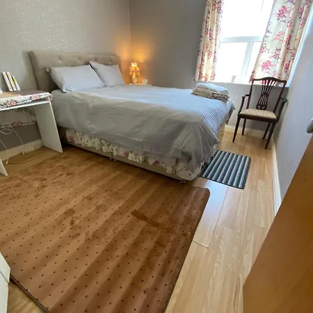 Utopia Retreat - Enchanted In Gasthuis