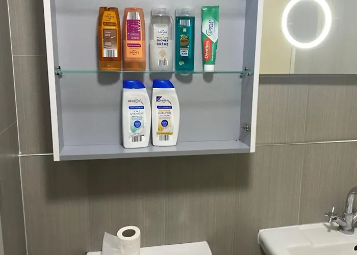 Utopia Retreat - Enchanted In Konukevi Dublin